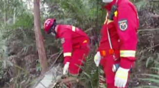 Equipes de resgate foram rapidamente deslocadas para o local da queda da aeronave