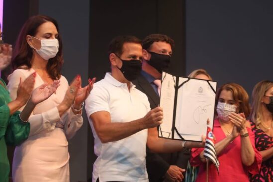 Decreto foi assinado pelo governador João Doria nesta sexta-feira (4), no Palácio dos Bandeirantes