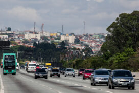 ARTESP e Ecopistas estão desenvolvendo o projeto-piloto do primeiro pedágio free flow do Brasil, localizado na Rodovia Ayrton Senna