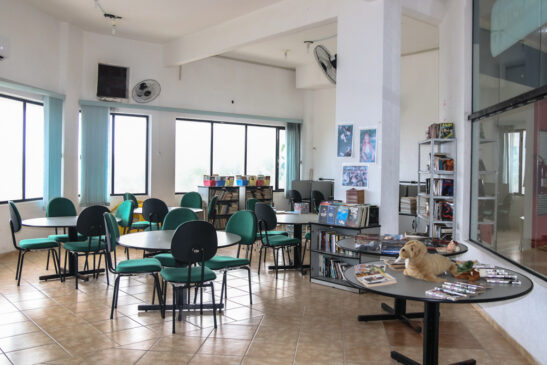A Biblioteca Municipal do Centro de Mongaguá fica no 3º andar do Espaço Cidadão