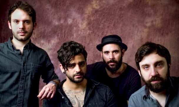 No sábado (7), é a vez dos amantes do estilo emo movimentarem os ambientes da Arena Club, com o show da banda Fresno