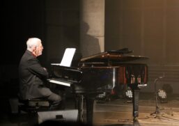 A proposta do festival é reunir pessoas interessadas em curtir uma boa música e aprender mais sobre o jazz