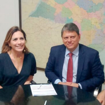 Rosana Valle e Tarcísio de Freitas