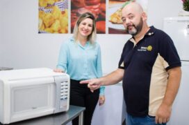 Fundo Social de Solidariedade recebe doação de equipamentos de cozinha do Rotary Club de SV