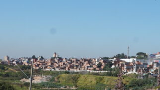 Vila Municipal, em Carapicuiba, Grande SP