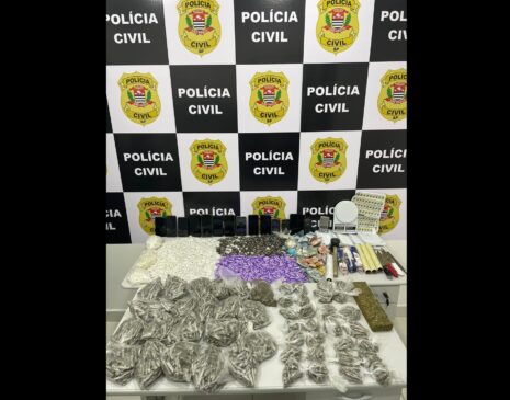 Três homens foram presos por tráfico de drogas na tarde desta quarta-feira (4) em Peruíbe