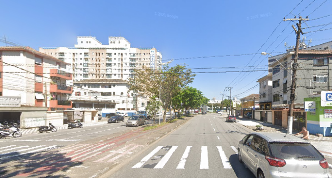 Trecho de avenida em Santos é interditado para obra de drenagem