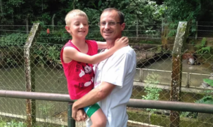 Jonathan Pelepenko e o filho de 10 anos