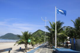 Guarujá é aprovada pelo júri nacional para receber três selos da Bandeira Azul