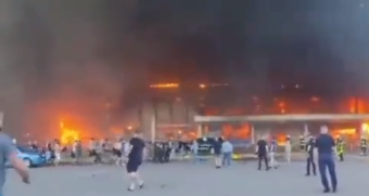 Míssil russo atinge shopping na Ucrânia, diz Zelenski; há ao menos 2 mortos