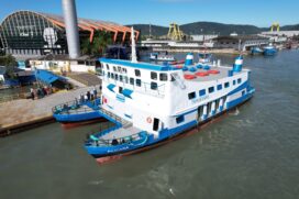 Com o retorno da operação desta embarcação, a travessia será atendida por quatro lanchas