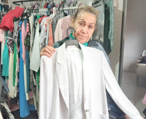Calças, agasalhos, e roupas infantis são algumas das peças vendidas