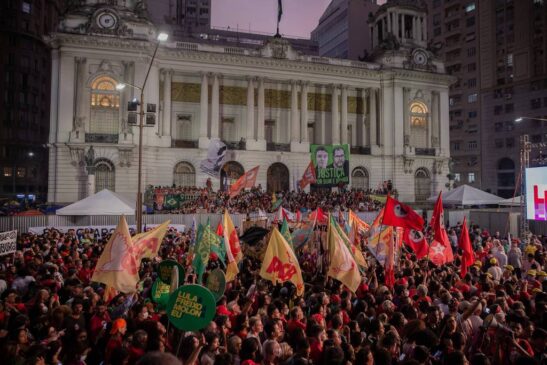 Ato com o ex-presidente Luiz Inácio Lula da Silva (PT) na Cinelândia, no centro do Rio de Janeiro