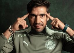 Abel Ferreira e Fernando Diniz são finalistas ao prêmio de melhor treinador da América do Sul de 2023