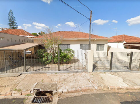 Uma das ofertas é de um imóvel residencial, em Araraquara, com lance mínimo de R0 mil
