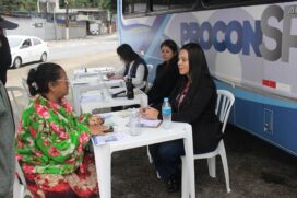 Procon Móvel atende em bairros da Área Continental de Santos