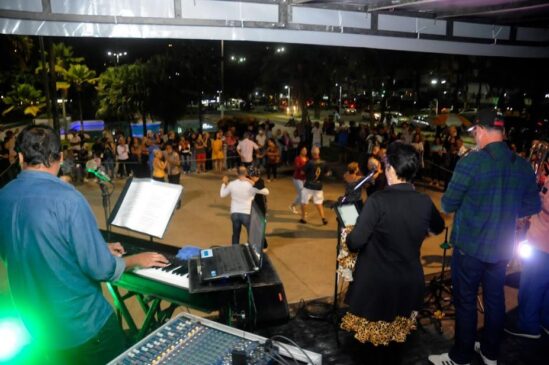 Tradicionais projetos musicais agitam a orla santista