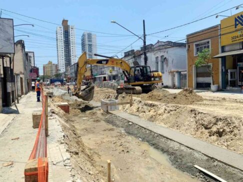 A EMTU garante que as obras da Campos Melo continuarão