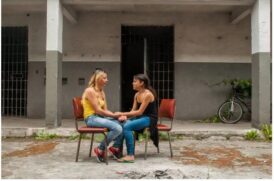 Filme Flores do Cárcere, rodado em Santos, terá sessão gratuita na Associação Projeto Tia Egle