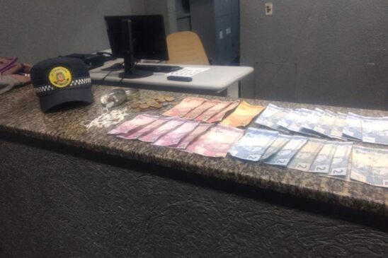 Homem é preso por tráfico de drogas
