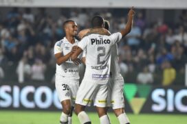 Santos empata no fim e se mantém no meio da tabela