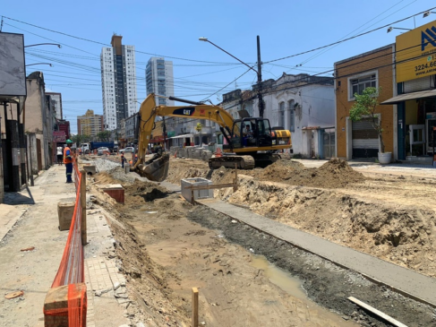 Duas vias do bairro Vila Mathias, em Santos, terão trechos interditados para obras da 2ª fase do VLT