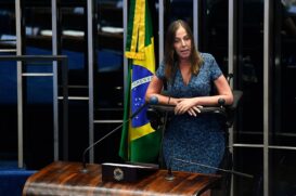 A senadora Mara Gabrilli é a presidente da Comissão Mista que debate o fluxo migratório