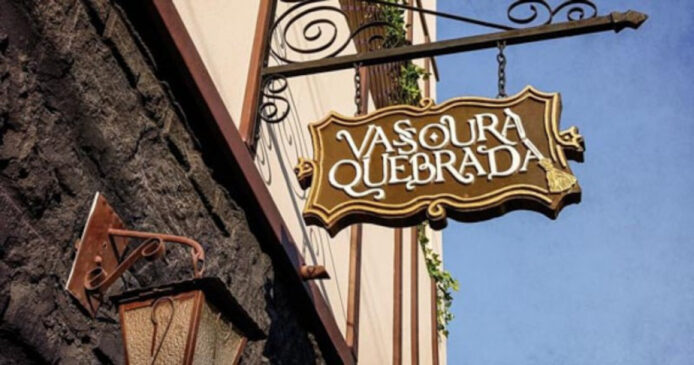 A hamburgueria Vassoura Quebrada, em Perdizes, é a idealizadora do novo parque temático do Harry Potter