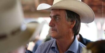 Bolsonaro participando de evento no começo deste ano