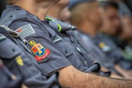 Ao menos um outro PM em serviço, um cabo, também morreu durante as intervenções na periferia de Santos