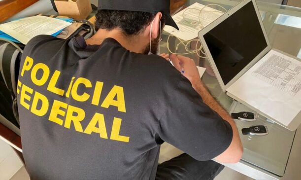 Agentes da PF realizam Operação Delivery Card