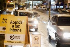 Qualquer proprietário de veículo automotor, pessoa física ou jurídica, pode aderir ao SNE