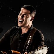 O single 'Contrato de Boca', do cantor Nathan Santos (foto), rendeu mais de 34 mil visualizações no YouTube