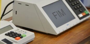 Mais de 330 mil eleitores da Baixada se abstiveram do voto no último domingo (2)