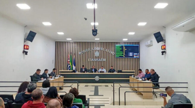 Prefeitura quer firmar uma parceria público privada para a concessão dos serviços de iluminação pública em Itanhaém