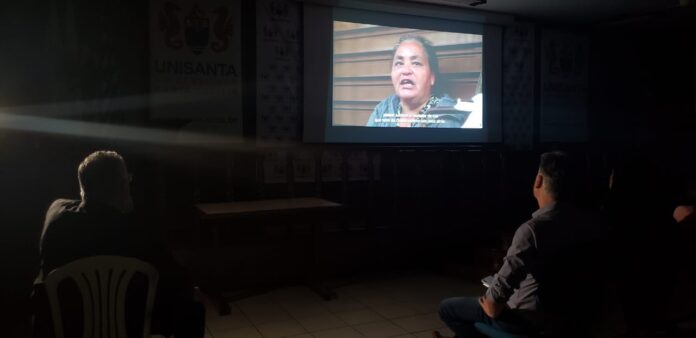 O documentário Colchão de Pedra estreou nesta terça-feira (20)