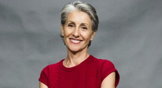 A atriz Cássia Kis, 64