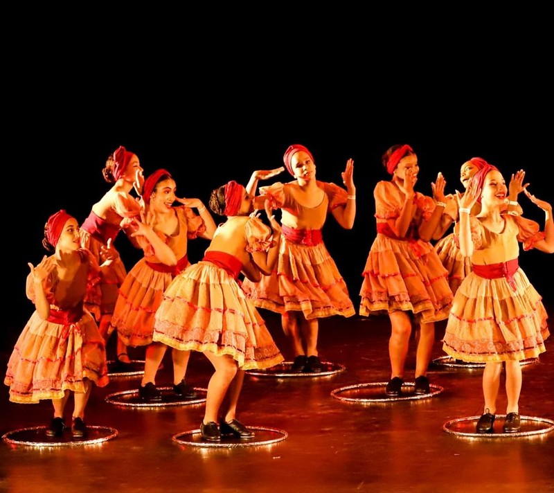 O endereço é Avenida Dom Pedro I, 350 Jardim Tejereba
