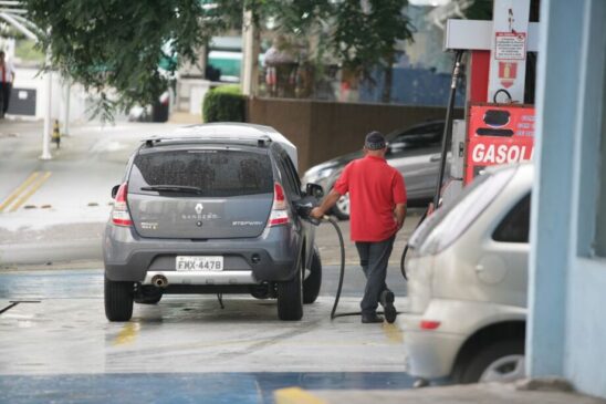 Manutenção em dia ajuda o veículo a consumir menos combustível