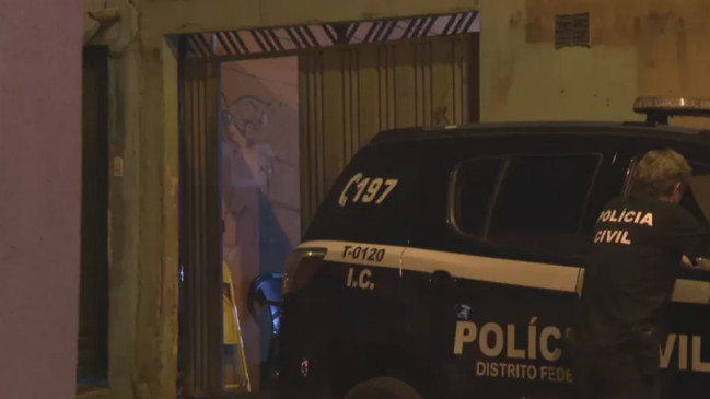 Os pais e o Corpo de Bombeiros tentara reanimar a criança
