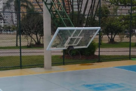 Tabela de basquete é vandalizada