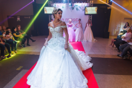 Desfile realizado em uma das edições do Expo Casamentos & Festas Oriental Móveis.
