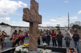 Dia de Finados será celebrado na próxima terça-feira (21).
