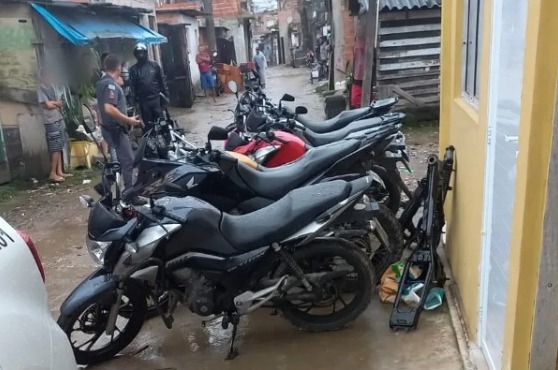 Motocicletas que foram encontradas pela PM