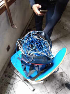 Homem é preso após tentar furtar fios em Santos