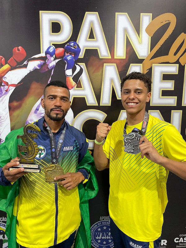 Na final, ficou com a medalha de prata ante um argentino