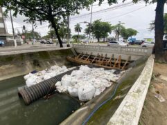 Avançam as obras no pontilhão da orla com o canal 1 em Santos