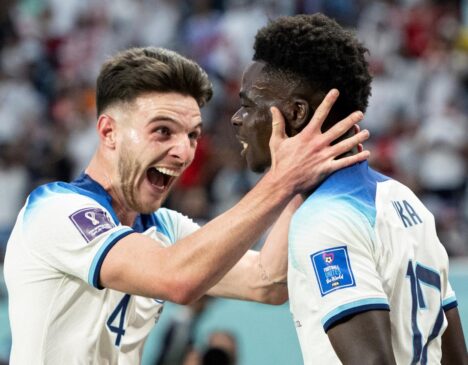 A Inglaterra goleou em sua estreia na Copa do Mundo