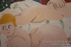 Grandes Detalhes (2021), de Antonio Kuschnir, uma das obras danificadas durante o ataque. A tela foi riscada e perfurada