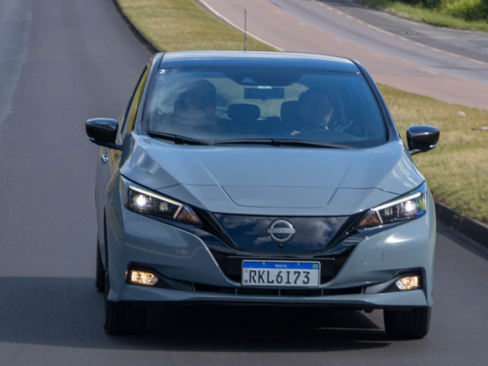 O Leaf tem 147 cavalos de potência, 32,6 kgfm de torque instantâneo e autonomia de 272 quilômetros - Fotos: Marco Antônio Teixeira/Nissan